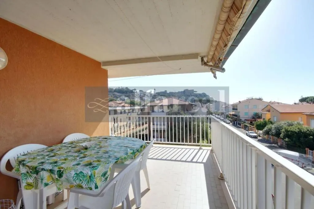Granchio, Ampia Terrazza A Soli 150 M Dal Mare! By Alfareal Castiglione della Pescaia